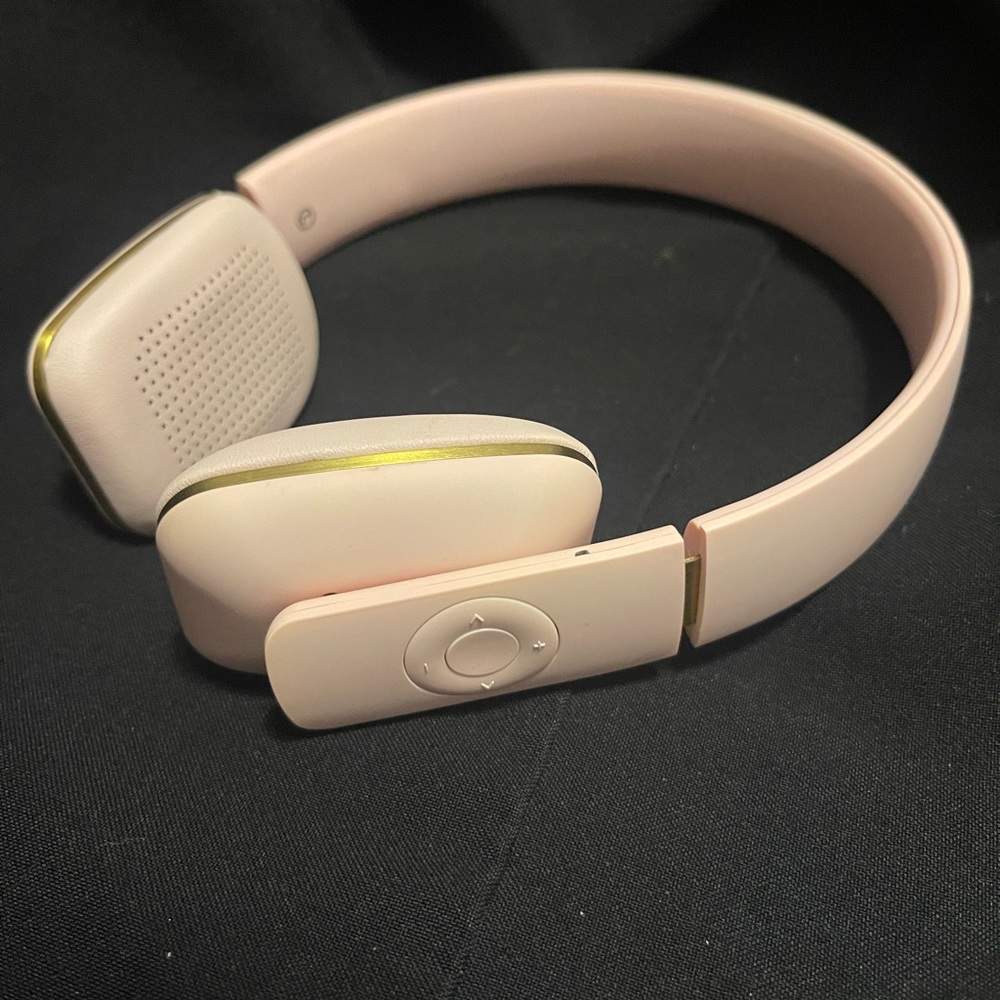 Bluetooth headset